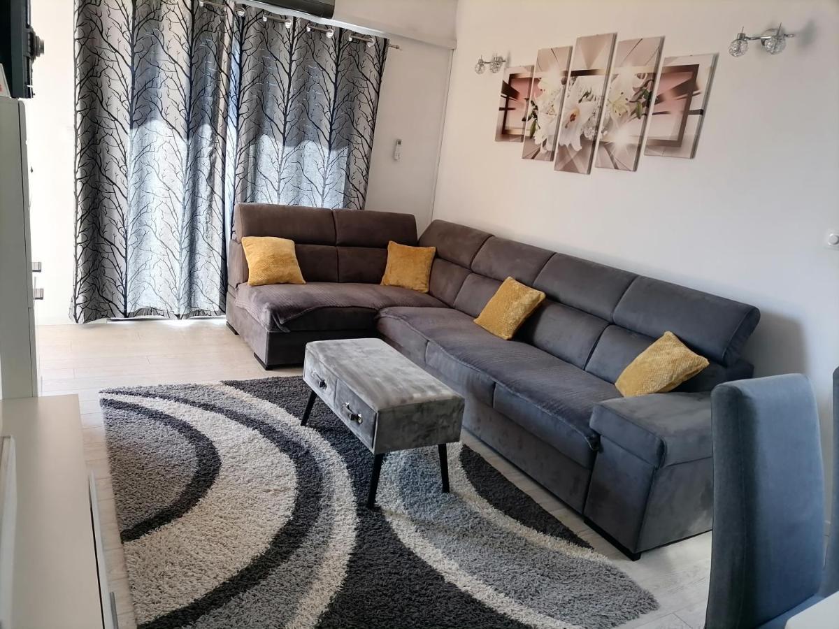Apartments Matko Makarska Bagian luar foto