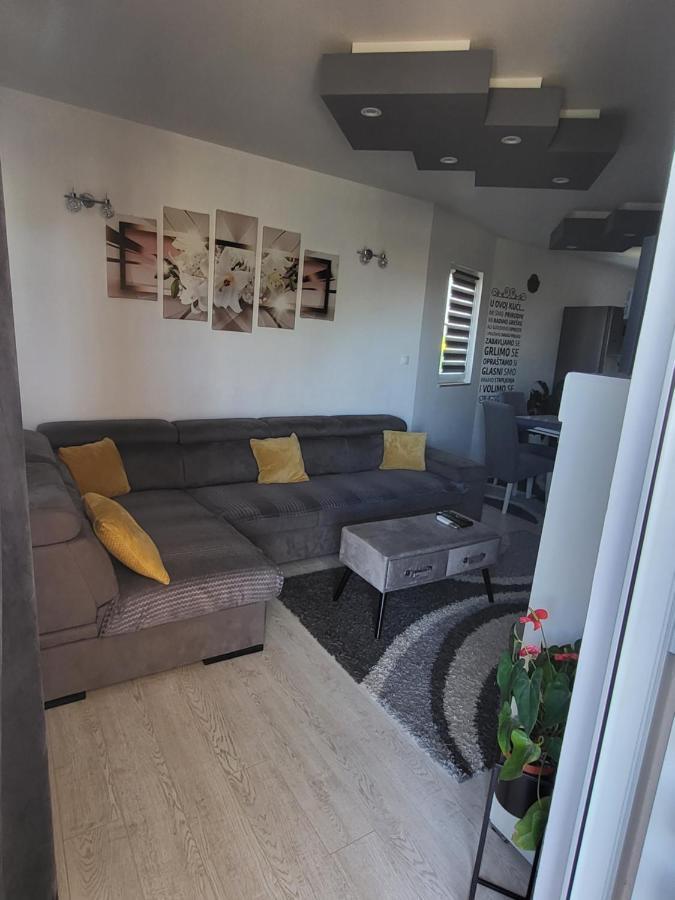 Apartments Matko Makarska Bagian luar foto