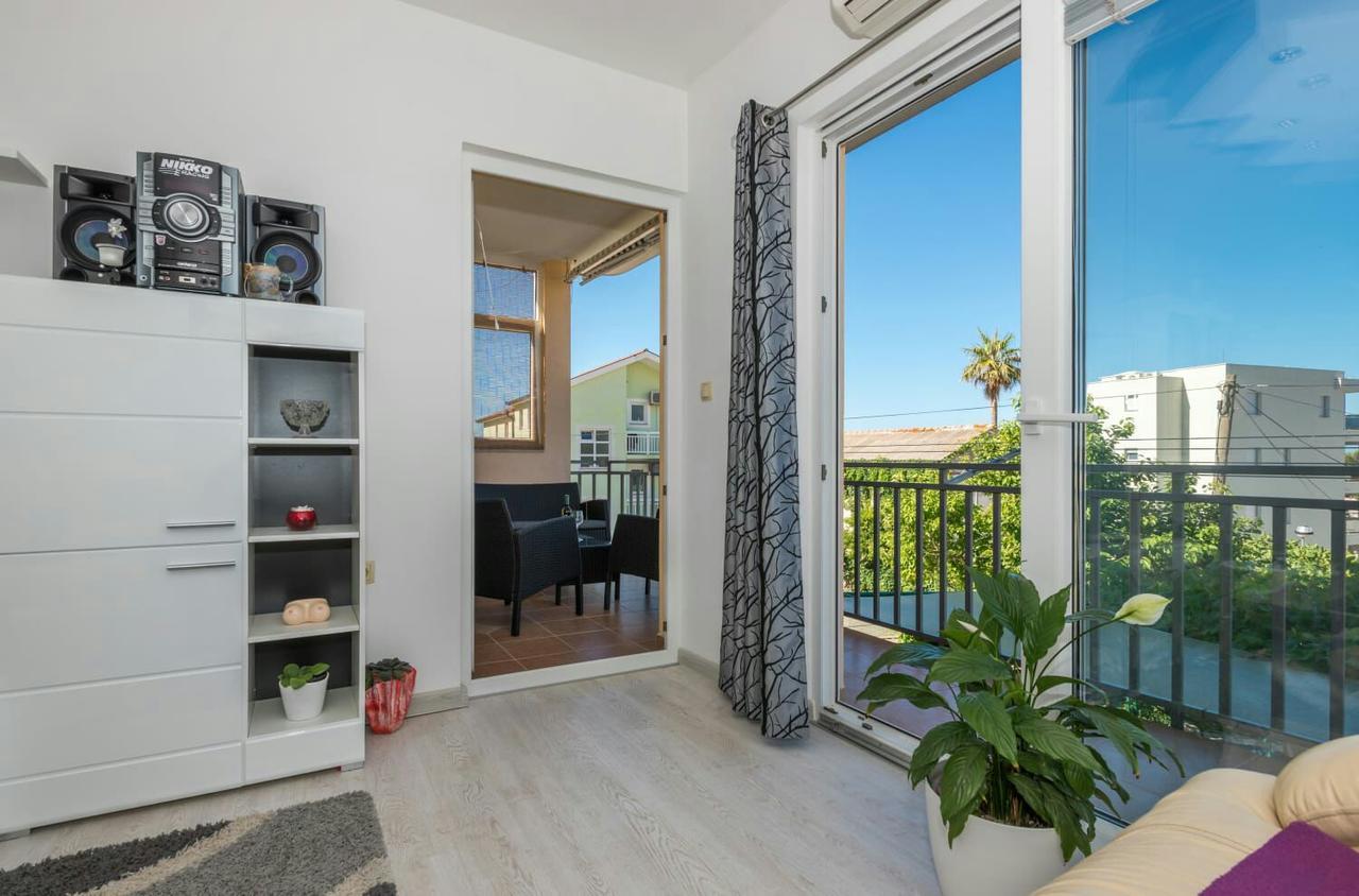 Apartments Matko Makarska Bagian luar foto